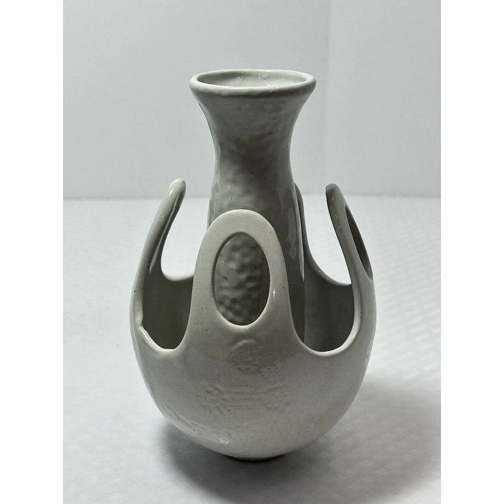 Off White Artisan Ceramic‎ Vase - Handmade Art Pottery